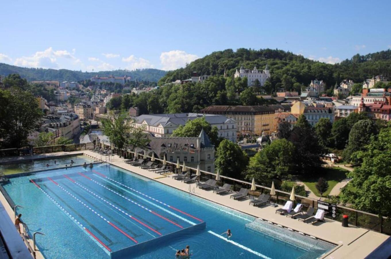 Rezidence Makart Apartment Karlovy Vary Luaran gambar